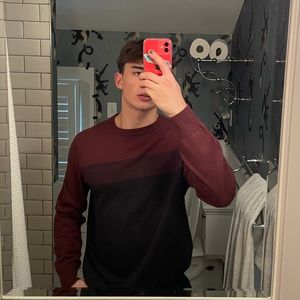 Maroon Croft&Barrow sweater Size M fits small